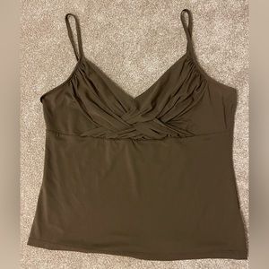 W brown tank top